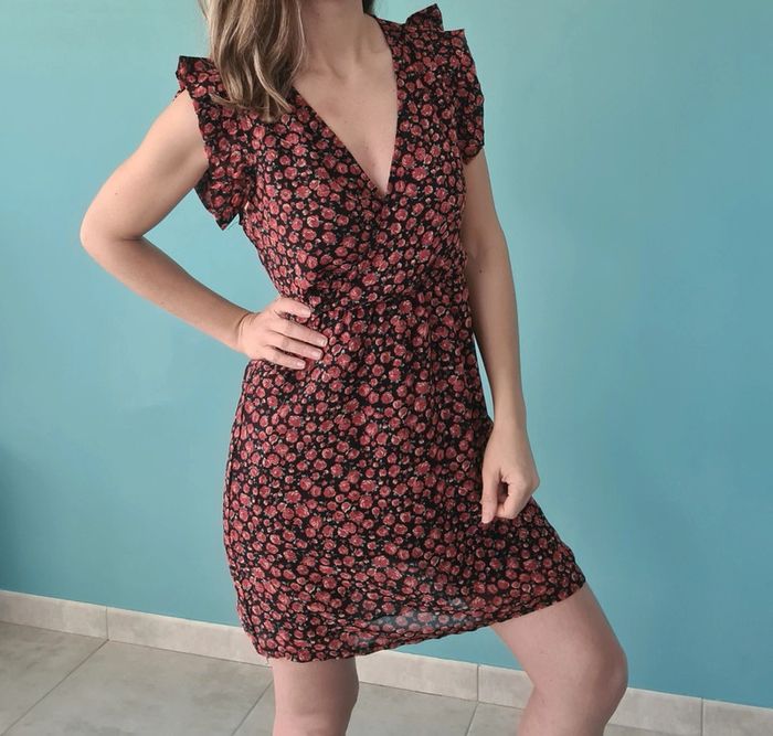 Robe rouge fleuri l'olive verte 36 neuve - photo numéro 2