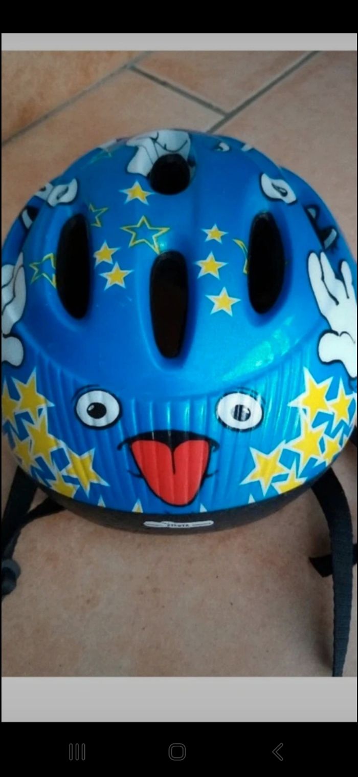 Casque enfant pour vélo ou trottinette  rigolo