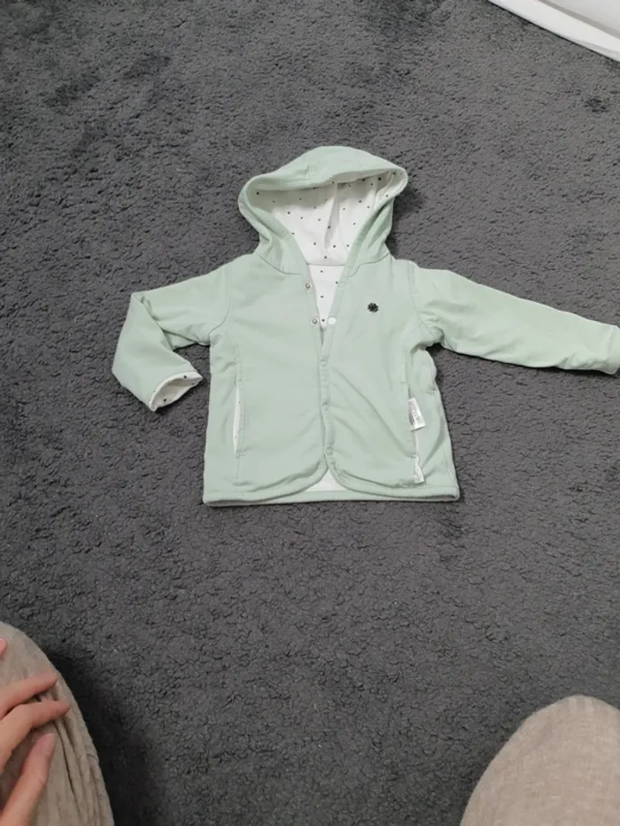 Veste légère réversible