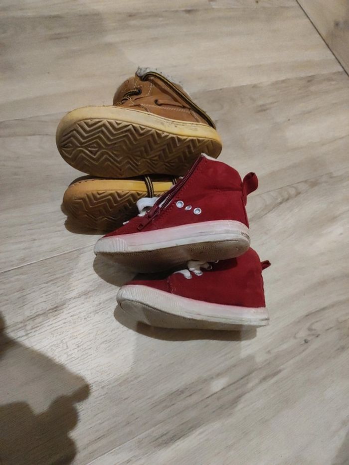 Lot de 2 paires de chaussures taille 22 - photo numéro 4