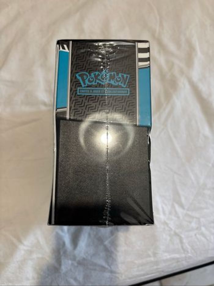ETB Foudre noire ev 10.5 pokemon - photo numéro 4