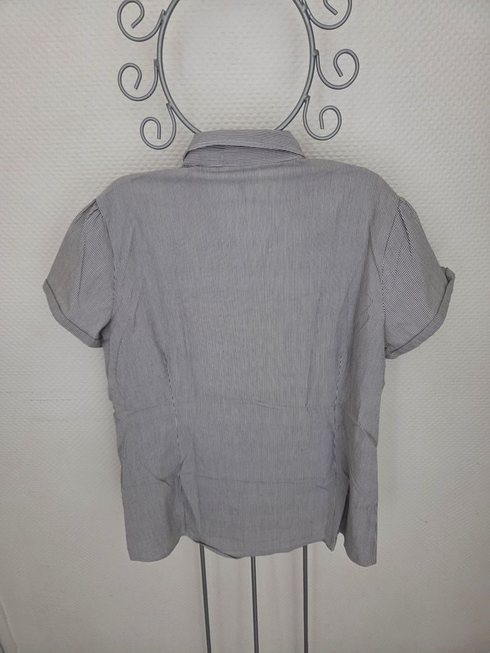 Chemise à rayures femme Kiabi - Taille 48 - photo numéro 2