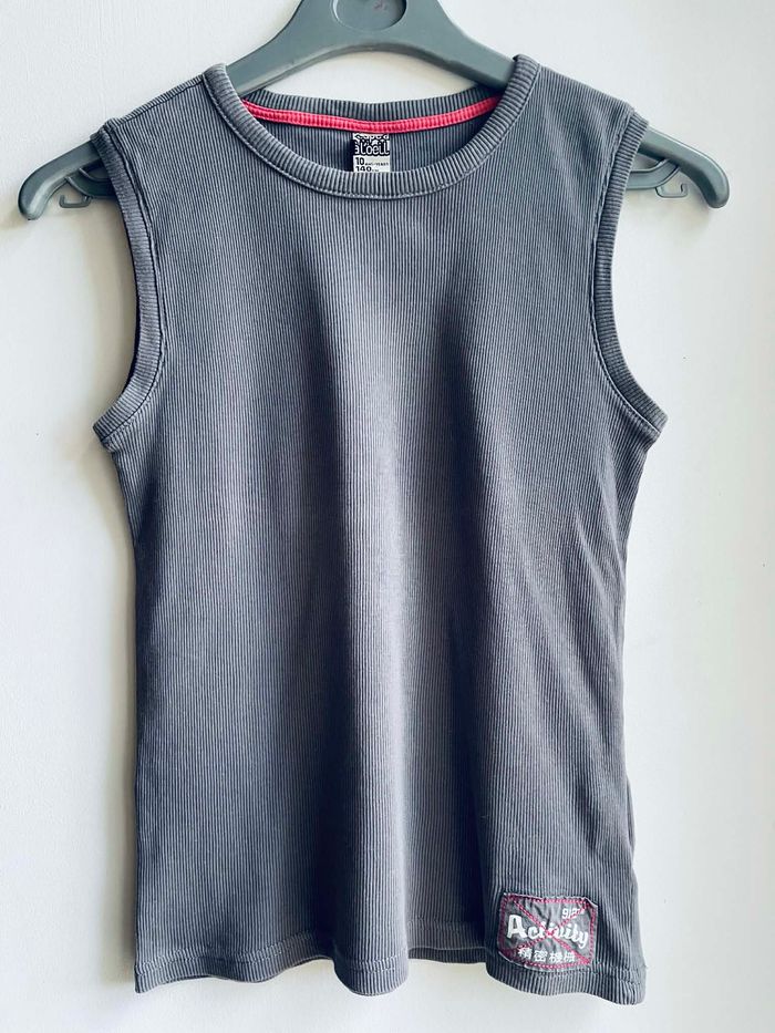 T shirt sans manches T 10 ans "Tape à l'oeil"