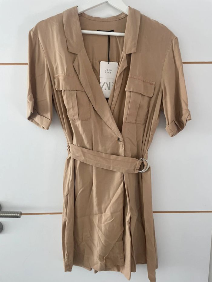 Robe beige XS Zara - photo numéro 2