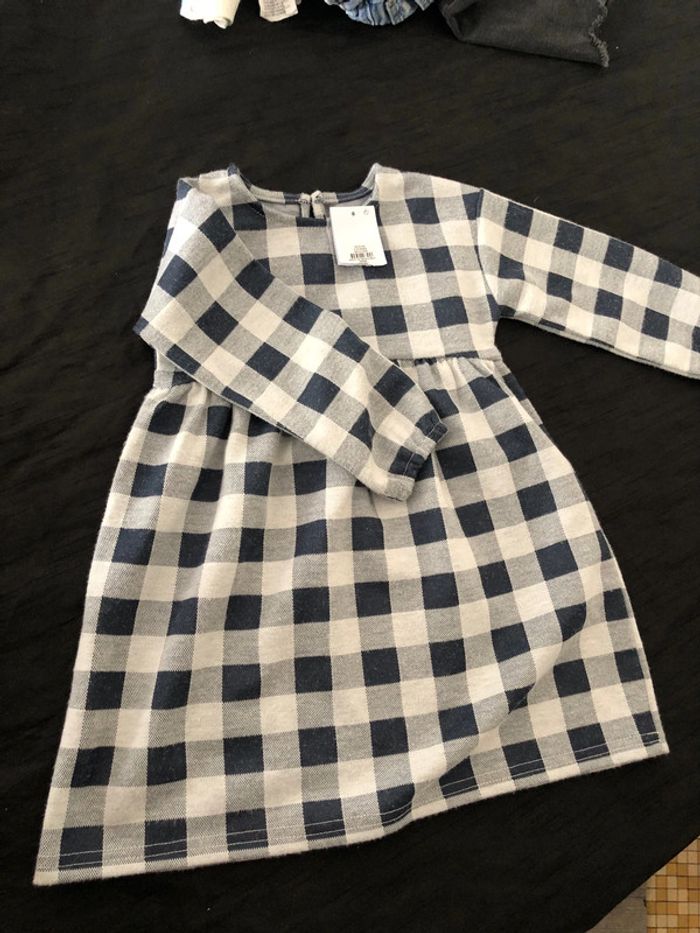 Robe primark neuve - photo numéro 2