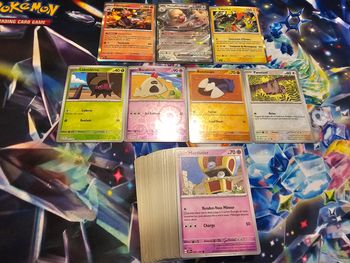 50 cartes Pokémon Étincelles Déferlantes sans double