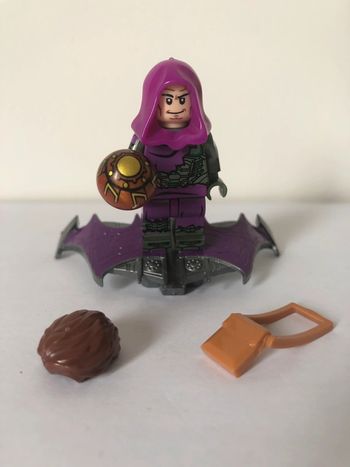 Figurine type lego Bouffon vert. Marvel