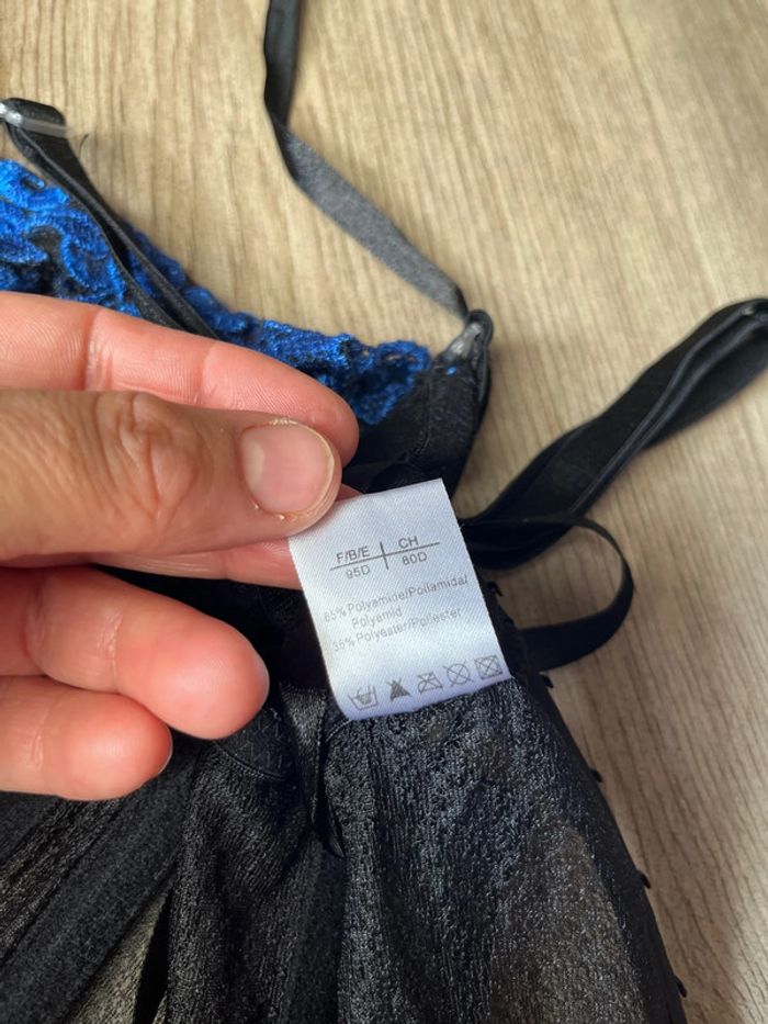 Bustier 95D taille Française - photo numéro 8
