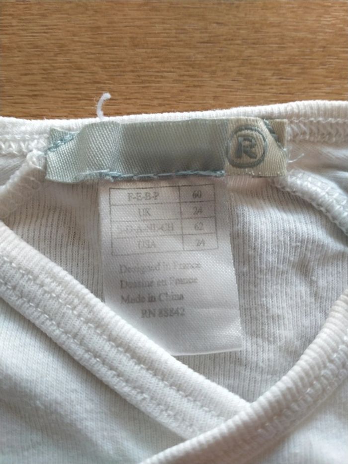 Body 60 cm 3 mois - photo numéro 2