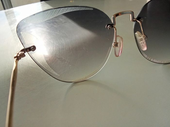 Lunettes de soleil - photo numéro 3