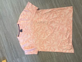 tee-shirt