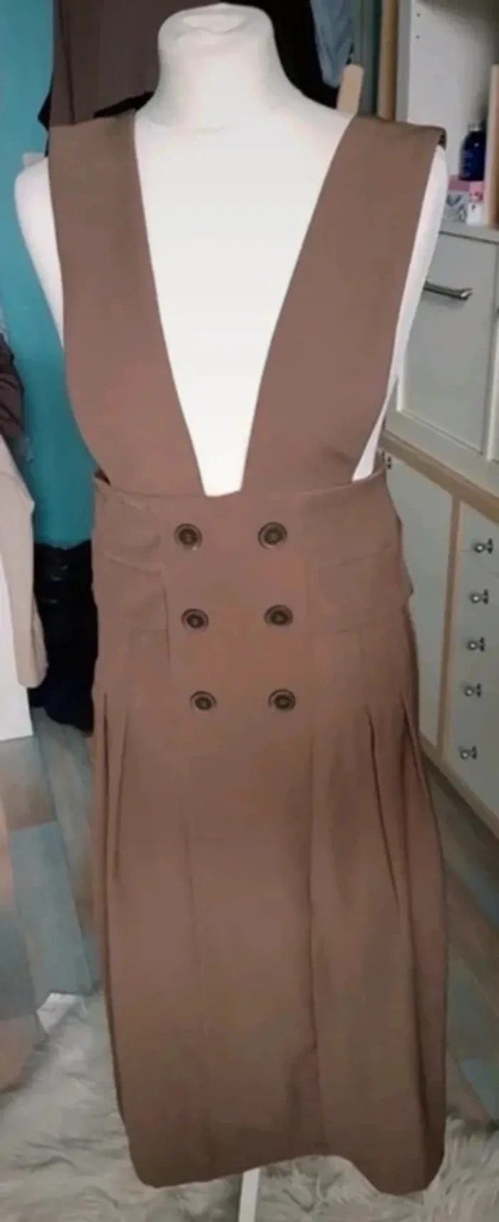 💼Magnifique robe vintage à bretelles mi-longue marron boutons taille M - photo numéro 2