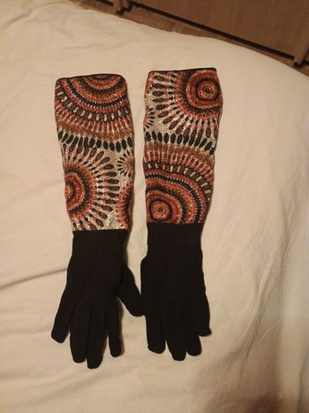 Magnifique gant très haut proto  haute couture