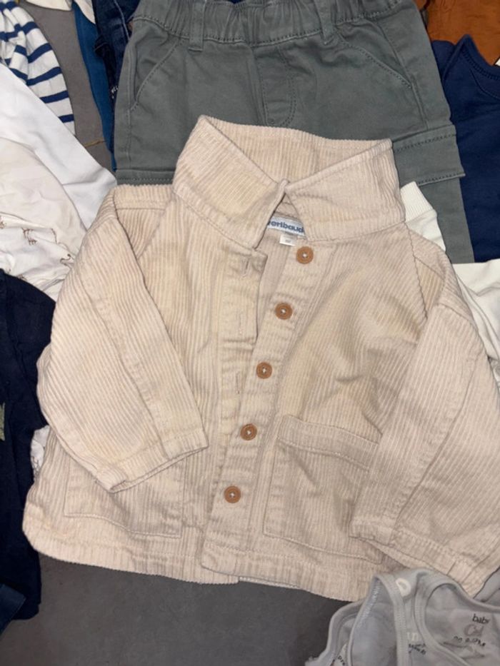 Lot de vêtements 9mois - photo numéro 2