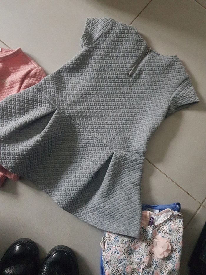 Lot fille 4 ans - photo numéro 9