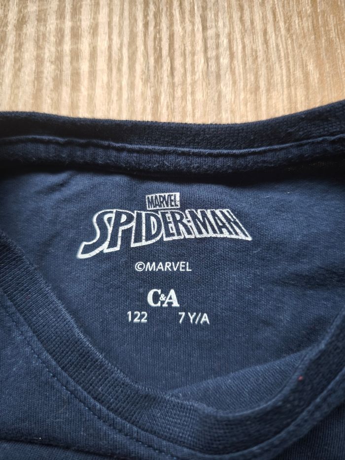 T-shirt spiderman -7ans - photo numéro 2