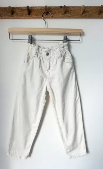 Jean écru taille haute Zara