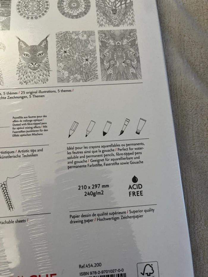Livre coloriage Carand’ache, Genève, Esprit des Al - photo numéro 6
