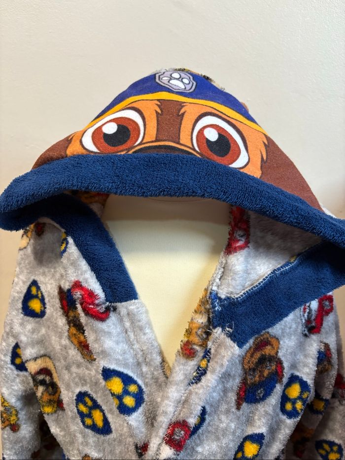 Peignoir garçon taille 122/128 - photo numéro 2