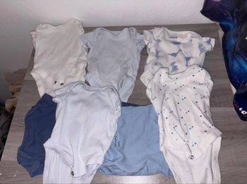 Lots de 7 bodies bébé garçon 1 mois