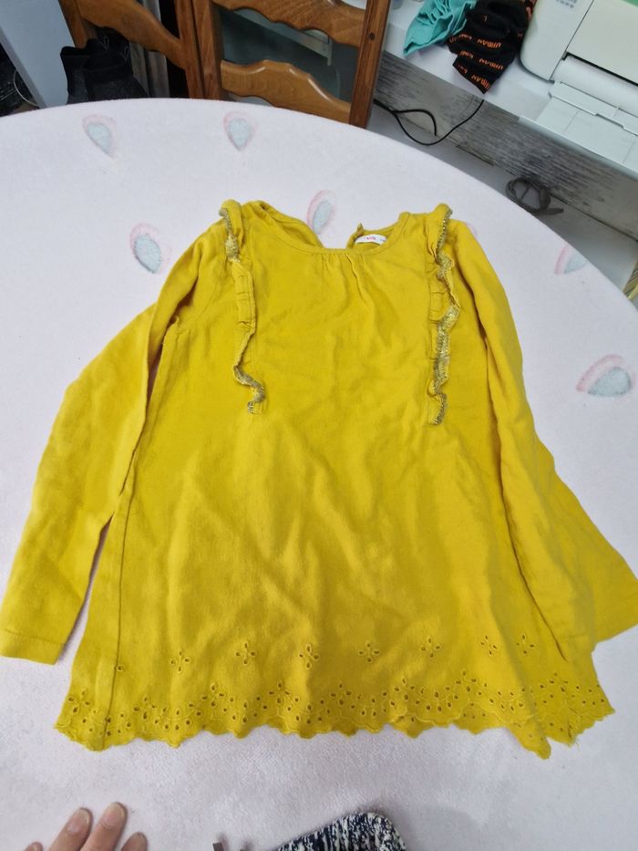 Lot vêtements 8 ans fille - photo numéro 5