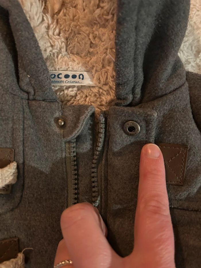 Duffle coat cocoon 9 mois comme neuf - photo numéro 7