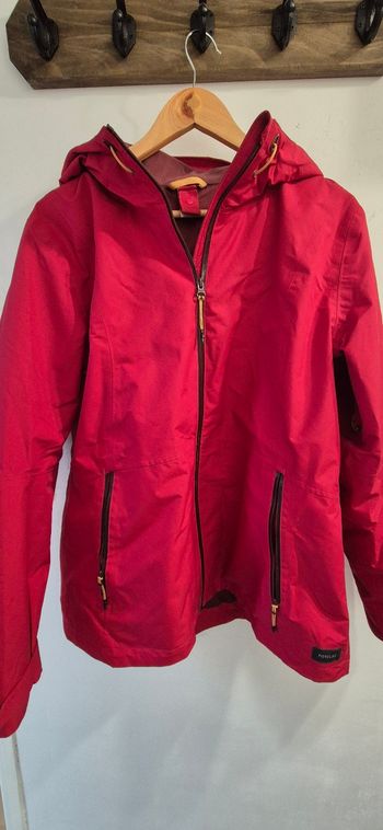 Veste coupe vent a capuche