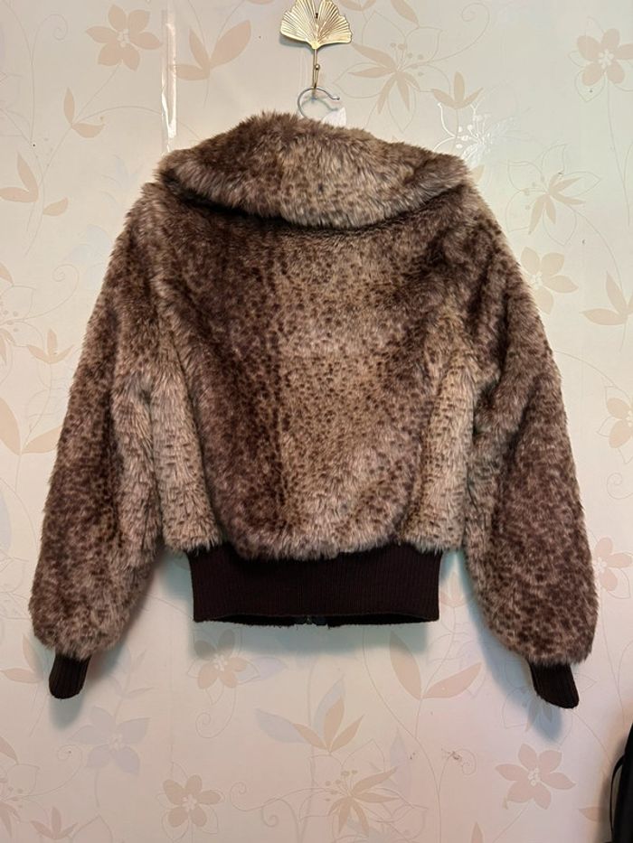 Veste en moumoute • taille S - photo numéro 7