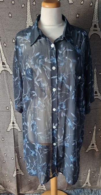 Chemise transparente marine à motifs fleurs taille 54