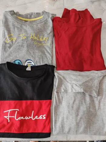 Lot de 4 hauts 13/14 ans