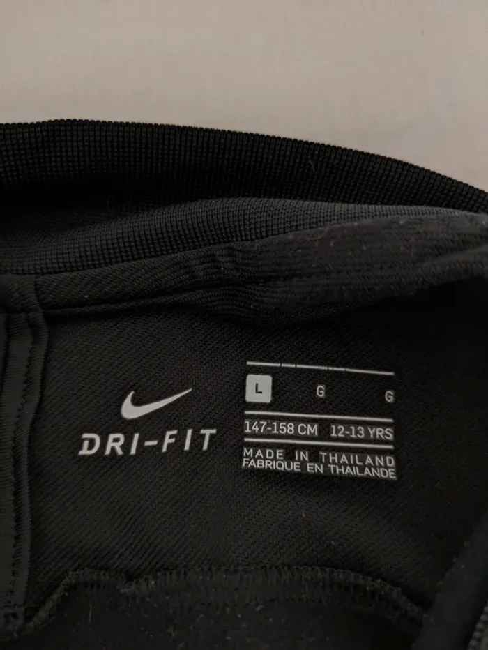 Maillot foot Nike - PSG Paris Saint-Germain - taille 12/13 ans - photo numéro 3