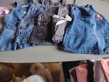 Lot de 5 salopette jupes taille 6 mois