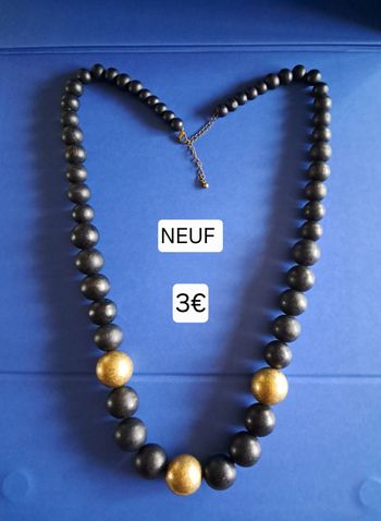 Collier fantaisie long NEUF avec boules noires et dorées