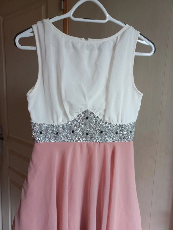 Robe de cérémonie - photo numéro 2