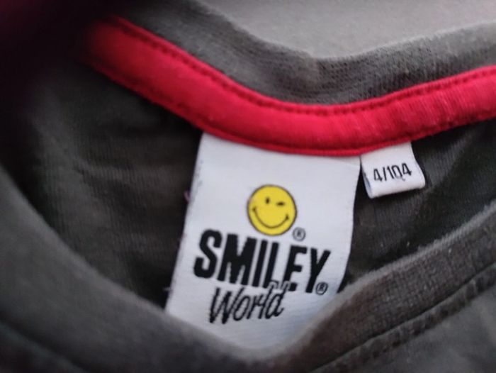 Tee shirts manches longues 4 ans 1€ - photo numéro 2