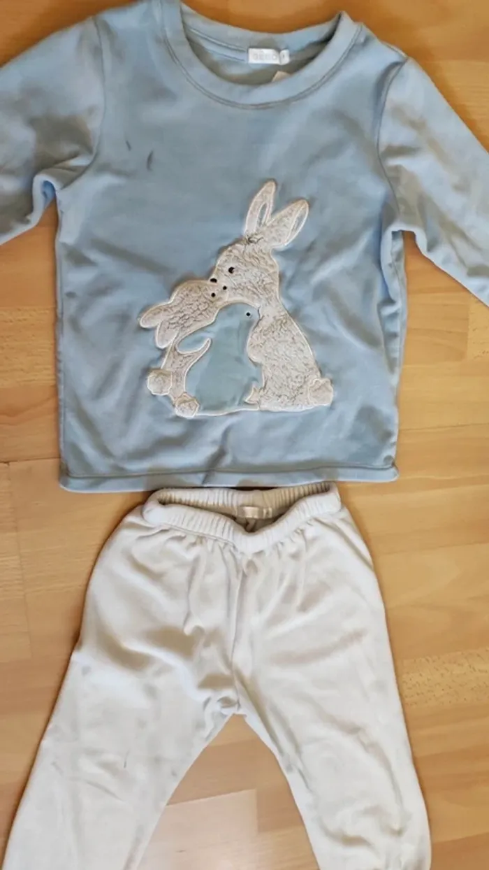 Pyjama taille 4 ans
 Gémo 
#rosalee4ans - photo numéro 4