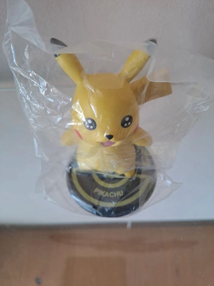 Neuve sous blister, figurine Pokemon Pikachu 8,5 cm - photo numéro 6