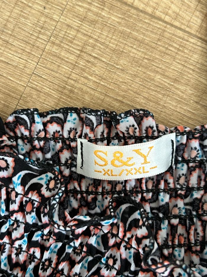 Robe imprimée à bretelles taille XL/XXL jamais portée (taille petit) - photo numéro 9