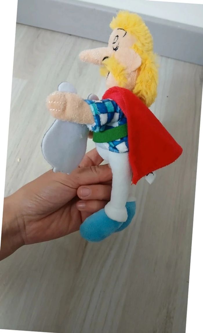 Peluche Asterix - photo numéro 2