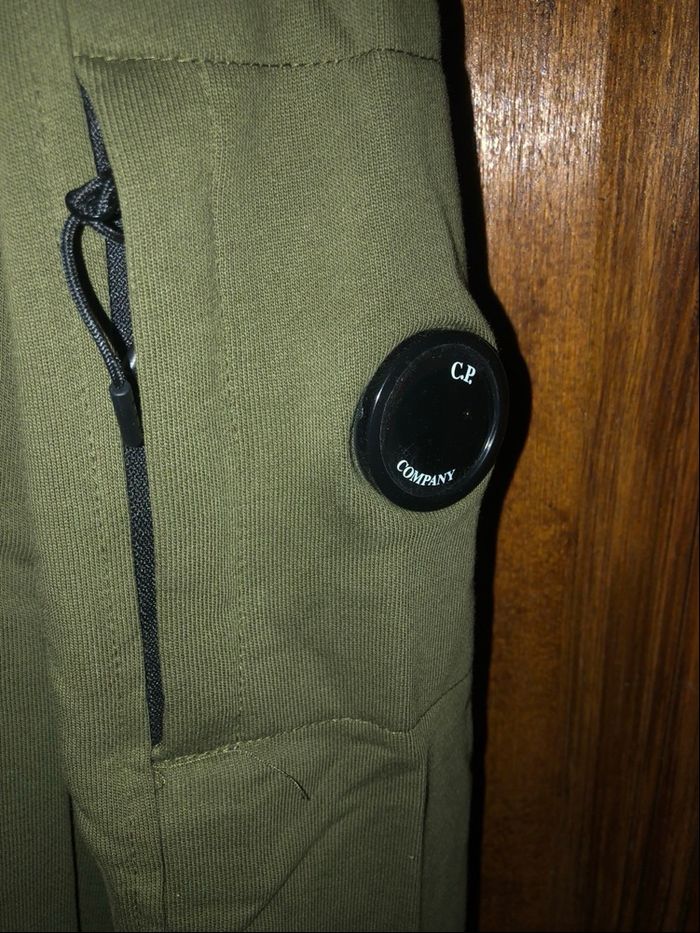 Pull CP Company - photo numéro 3