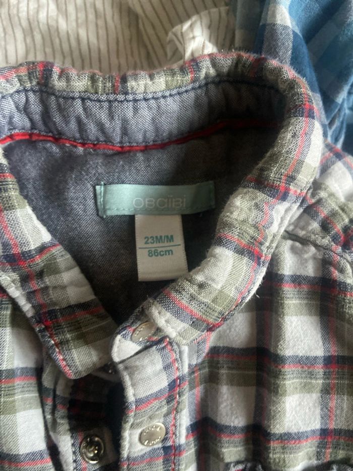 3 chemises - photo numéro 3