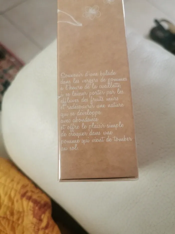 Eau de parfum Flanerie dans le verger de Jeanne en Provence - photo numéro 5