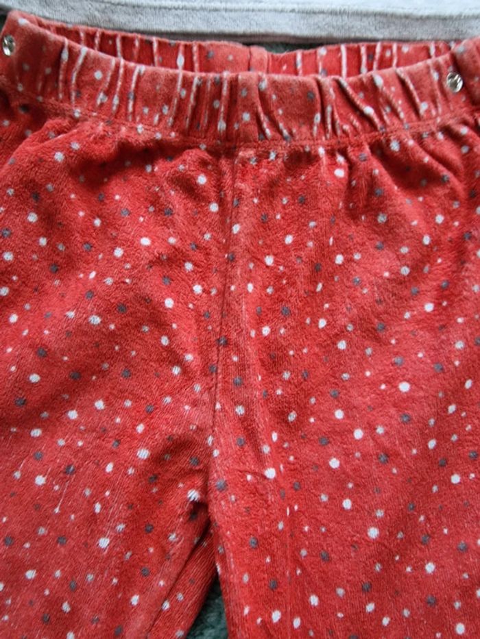 Très beau pyjama 23 mois - photo numéro 3