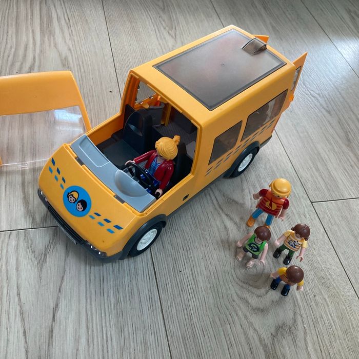Bus école playmobil