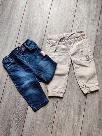 2 pantalons 12m