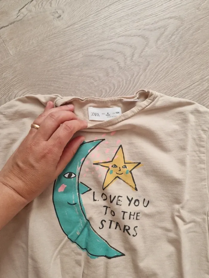 T shirt zara 🎀 4 ans - photo numéro 2