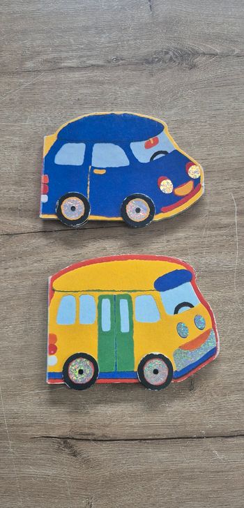 Lot livres bébé voitures