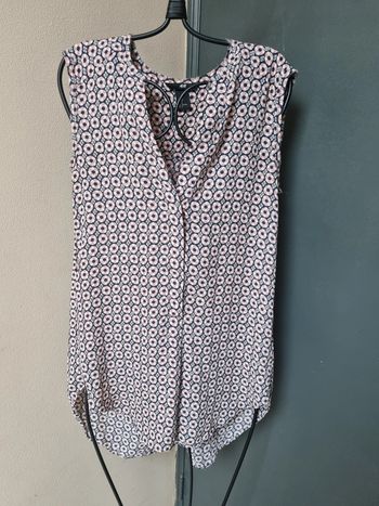 Blouse légère sans manche