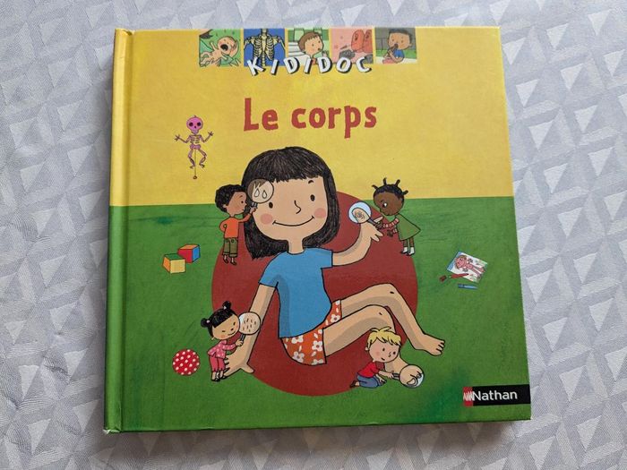 Livre kididoc Le corps n 12