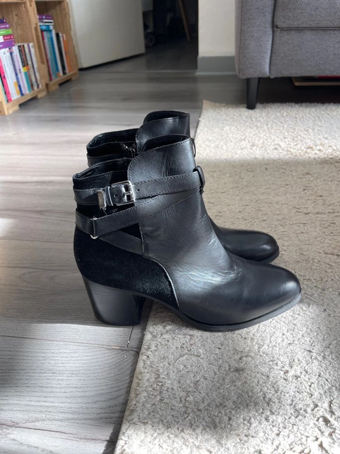 Bottines noires à talon de la marque Ralph Lauren neuves taille 42